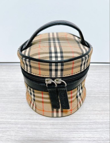 Burberrys cosmetic pouch - cosmetic,