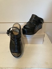 Sandalo donna Way in pelle nero con plateau 7 cm, elegante come Nuove