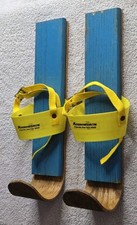 Set vintage di scarpe da neve
