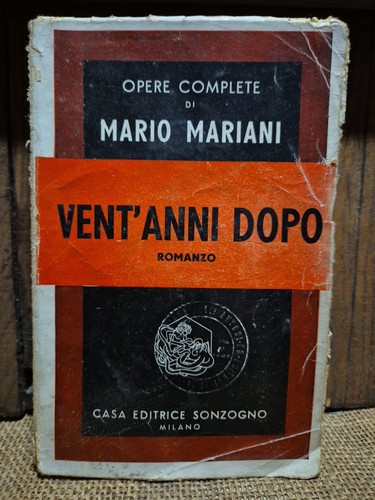 Vent anni dopo - anni, opere
