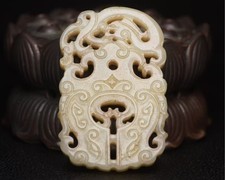 Statua ciondolo drago ruyi