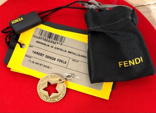 Fendi gold medal charm - medal,