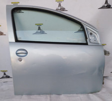 Portiera anteriore dx toyota aygo B1 citroen C1 paugeot 107 5 porte serie 1