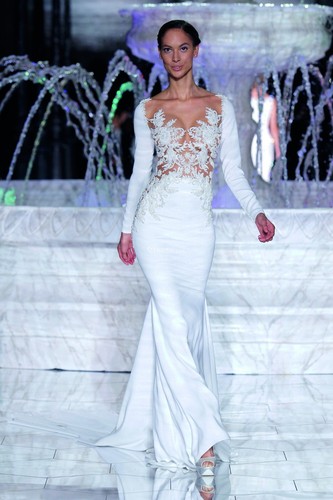 Roine pronovias brand new - brand,