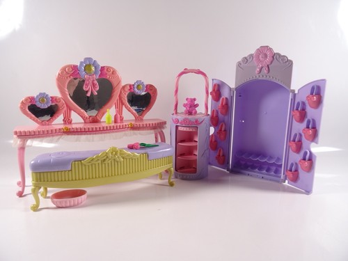 Mobile barbie vintage 12 - mobile,