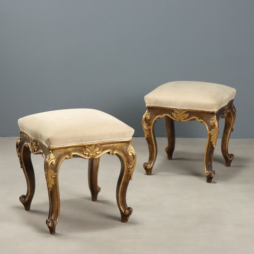 Coppia sgabelli eclettici - di,