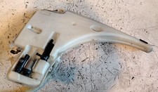 Vaschetta acqua tergicristallo bmw serie 1 E87 2.0 gasolio anno 2008 3 Porte 