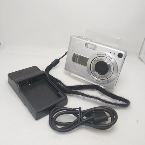 Fotocamera digitale compatta