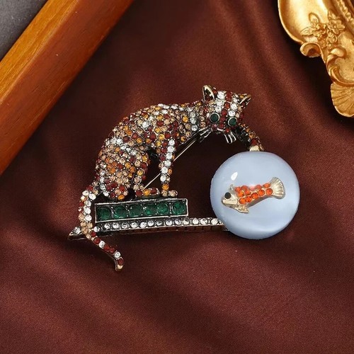 Spilla pesce gatto strass