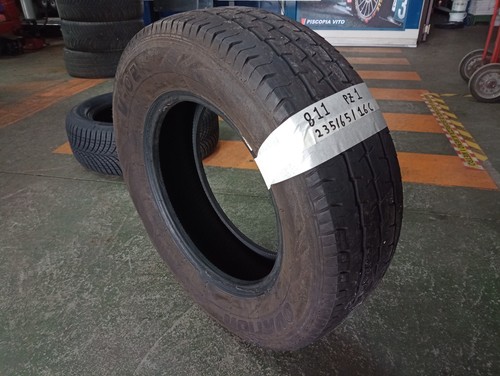 Pneumatico 235 r16c - 1,