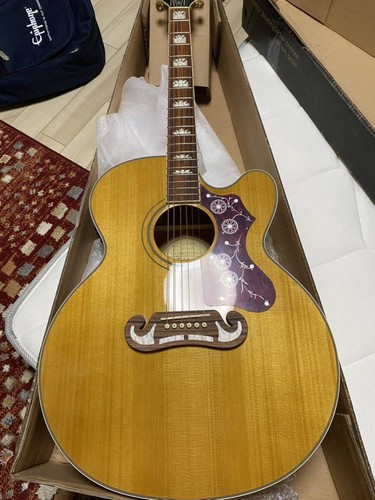Chitarra elettrica acustica - elettrica,