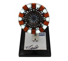 Prop reattore ad arco firmato Stan Lee "Iron Man" con vetrina (Radtke)