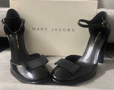 DÉCOLLETÉ MARC BY MARC