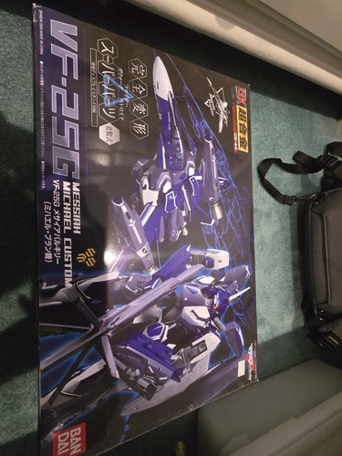 Bandai chogokin macross - bandai,