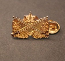 Stella tra spade incrociate - Buone condizioni - Formato 2,5x1,5