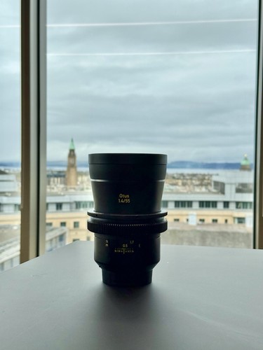 Obiettivo carl zeiss otus - zeiss,