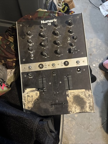 Numark two channel - two-channel,, 24-bit