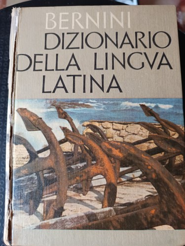 Dizionario della lingua latina