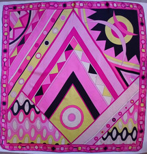 VTG 1960's ICONIC * VIVARA *