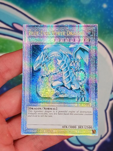 Drago bianco occhi blu - occhi, "ghost"
