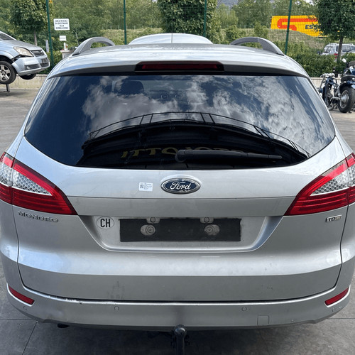 1470572 portello post - , ford