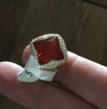 Bomb Party Luglio 2025 Anello Trifoglio “Summer Twilight Sparkle” Oro Rosa e Misura 5!