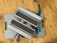 RL-601S  SUPPORTO CON BASE ROTANTE MULTIUSO PER RIPARAZIONE BACK COVER RELIFE