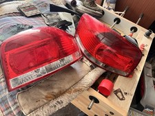 Coppia fari fanali posteriori luci stop a led rossi per Audi A3 8P 2003-2008