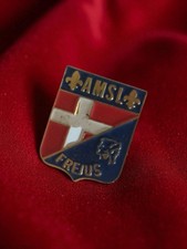Pin's publicitaire rétro AMSI