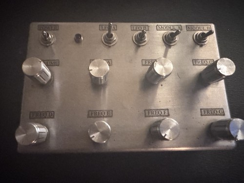 Sintetizzatore drone