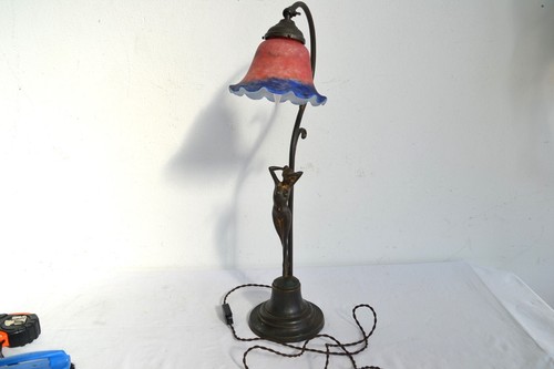 Vecchia lampada con segni - lampada, di