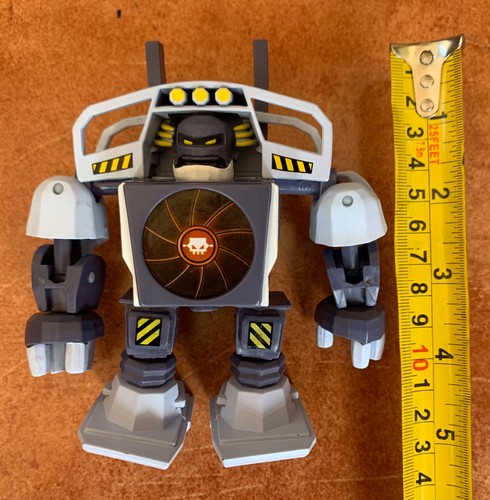 Modellino action figure