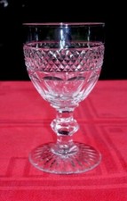 SAINT LOUIS TRIANON WINE GLASS
