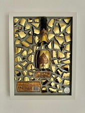 Quadro in resina con bottiglia rotta Armand De Brignac 32x42 cm