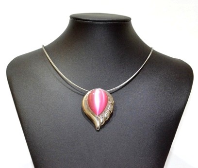 Necklace cats eye pink - eye,