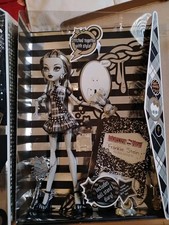 Monster high black white - high, &