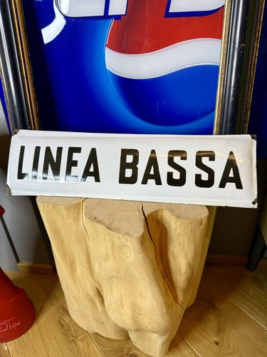 Targa smaltata bombata