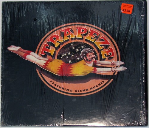 Trapeze final swing featuring - trapeze-final,