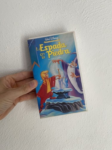 The sword stone vhs - in,