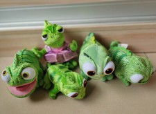 NUOVO Disney Parks PASCAL PELUCHE BAMBOLA Raperonzolo aggrovigliato