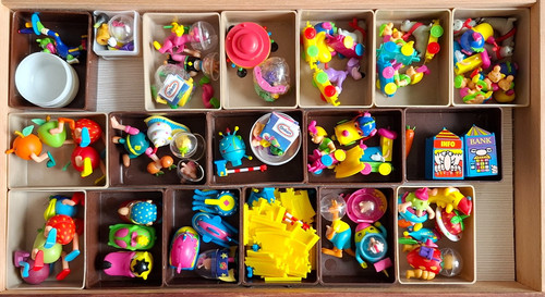 Collezione figurine ovetto