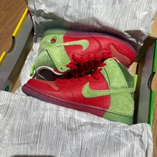 Nike SB Dunk High Strawberry