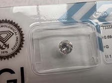 0,69 ct Diamante Naturale
