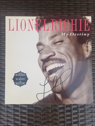 Lionel richie signed - richie,