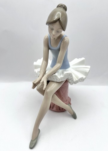 Statuina porcellana ballerina