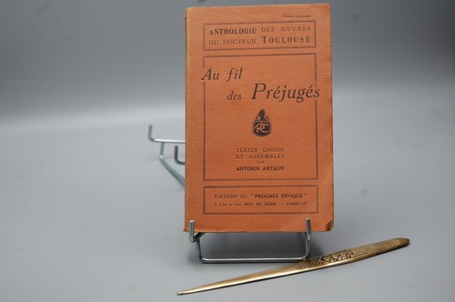 Fil des préjugés a - fil,