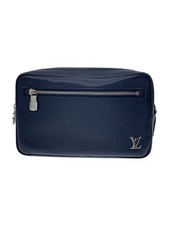 LOUIS VUITTON Pochette casai