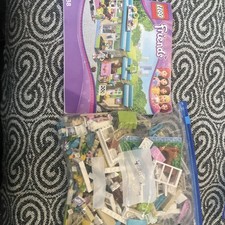 Lego Friends Heartlake Vets