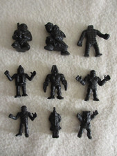 LOT FIGURINE COSMIX EXOGINI