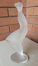 Stupenda statuina figura di